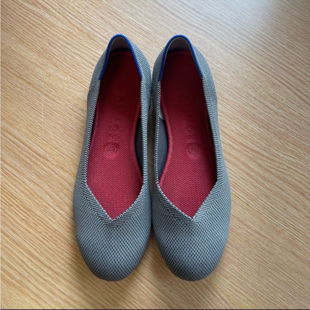 Rothy’s the flat round charcoal - Picture 2 of 10